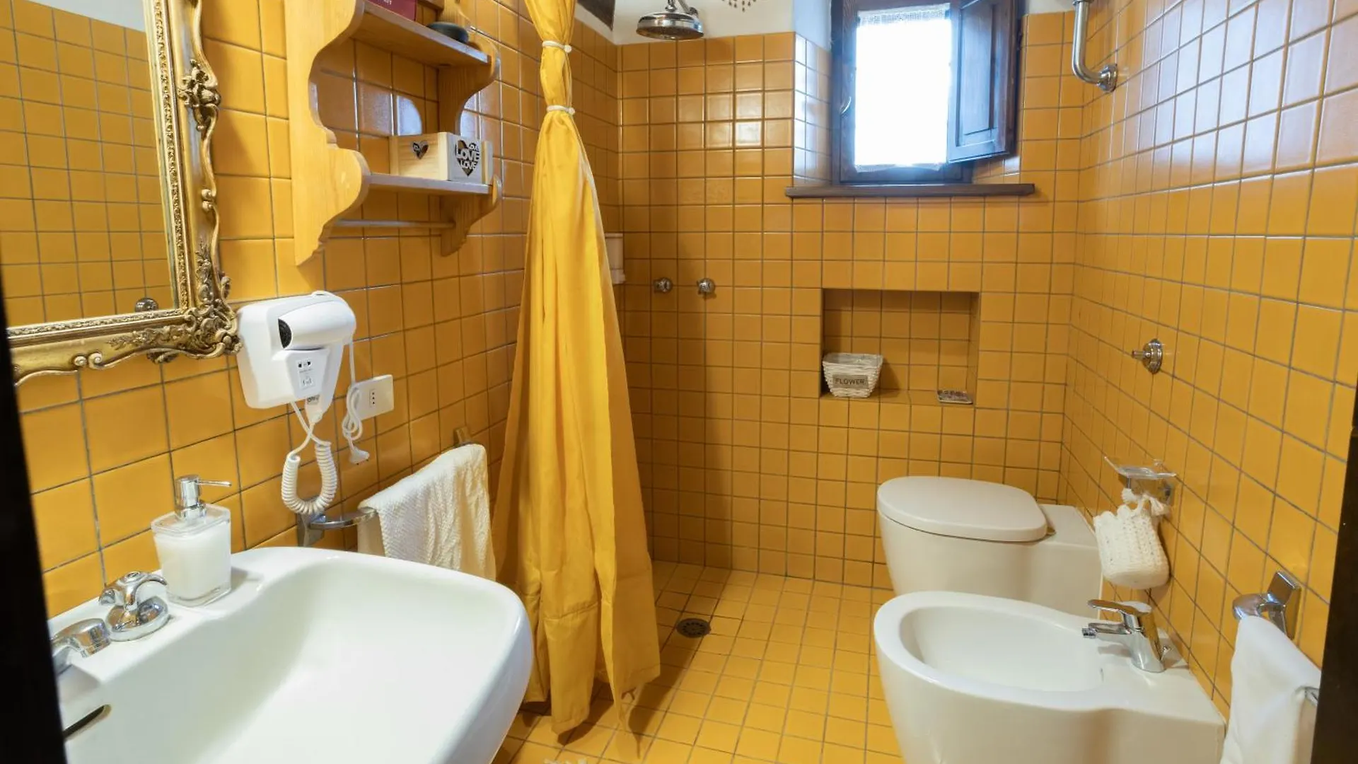 Апартаменты Giuma Tuscany Historic Country House With Patio Near Saturnia Spa Монтемерано